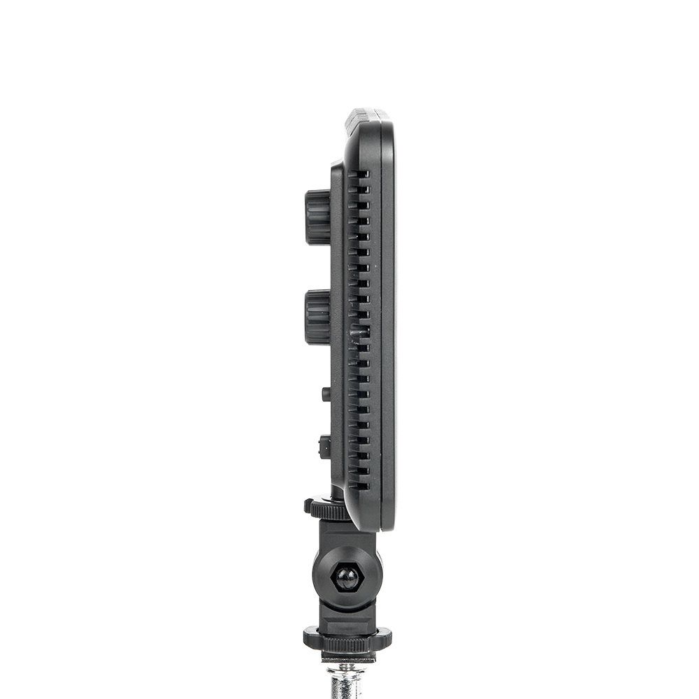 Светодиодный осветитель Godox LEDP120C