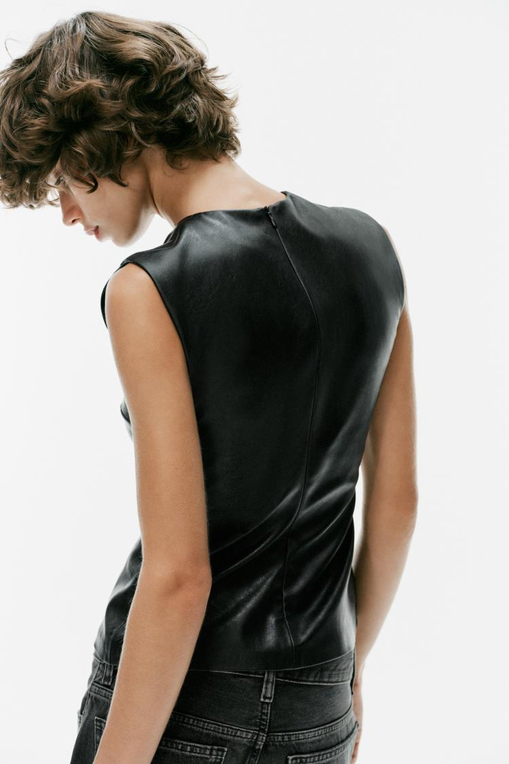 ZARA ТОП ИЗ ИСКУССТВЕННОЙ КОЖИ, ЧЕРНЫЙ