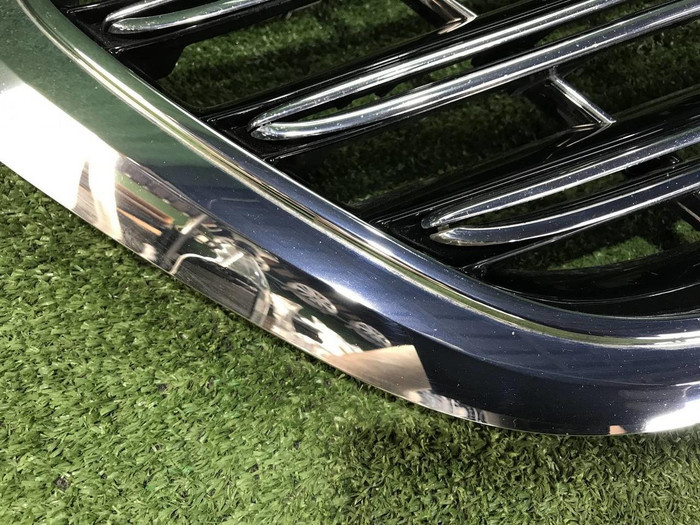 Решетка радиатора Mercedes S W222 (2017-2020) Maybach