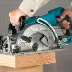 Циркулярная пила (дисковая) Makita RS001GZ (ручная)