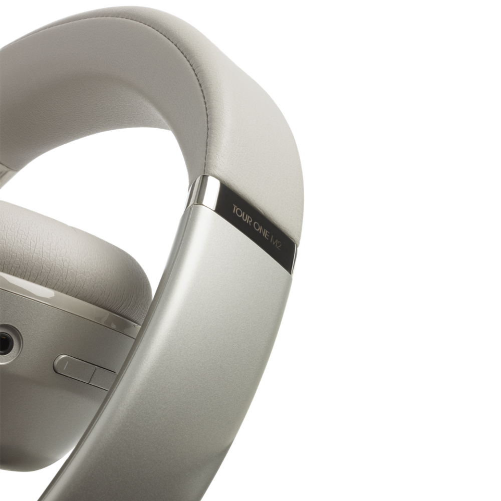 Беспроводные наушники JBL Tour One M2 Gold - 11