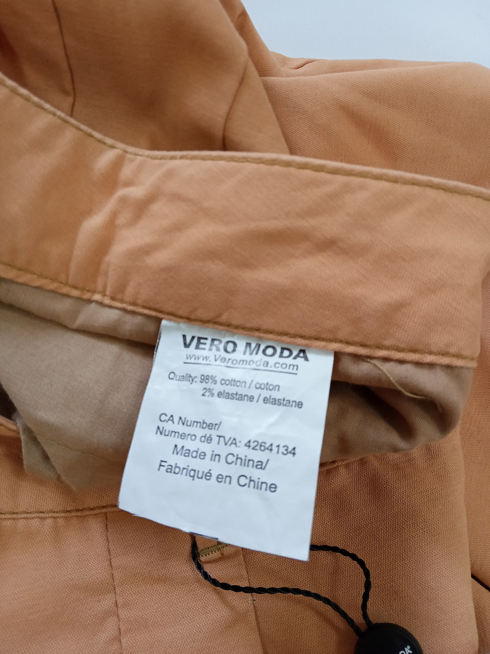 Брюки-стрейч VERO MODA женские, цвет абрикоса. Размер M (29 пояс) - 48/50 русский.