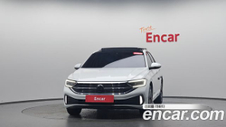 Volkswagen Jetta 1.5 TSI — 2024