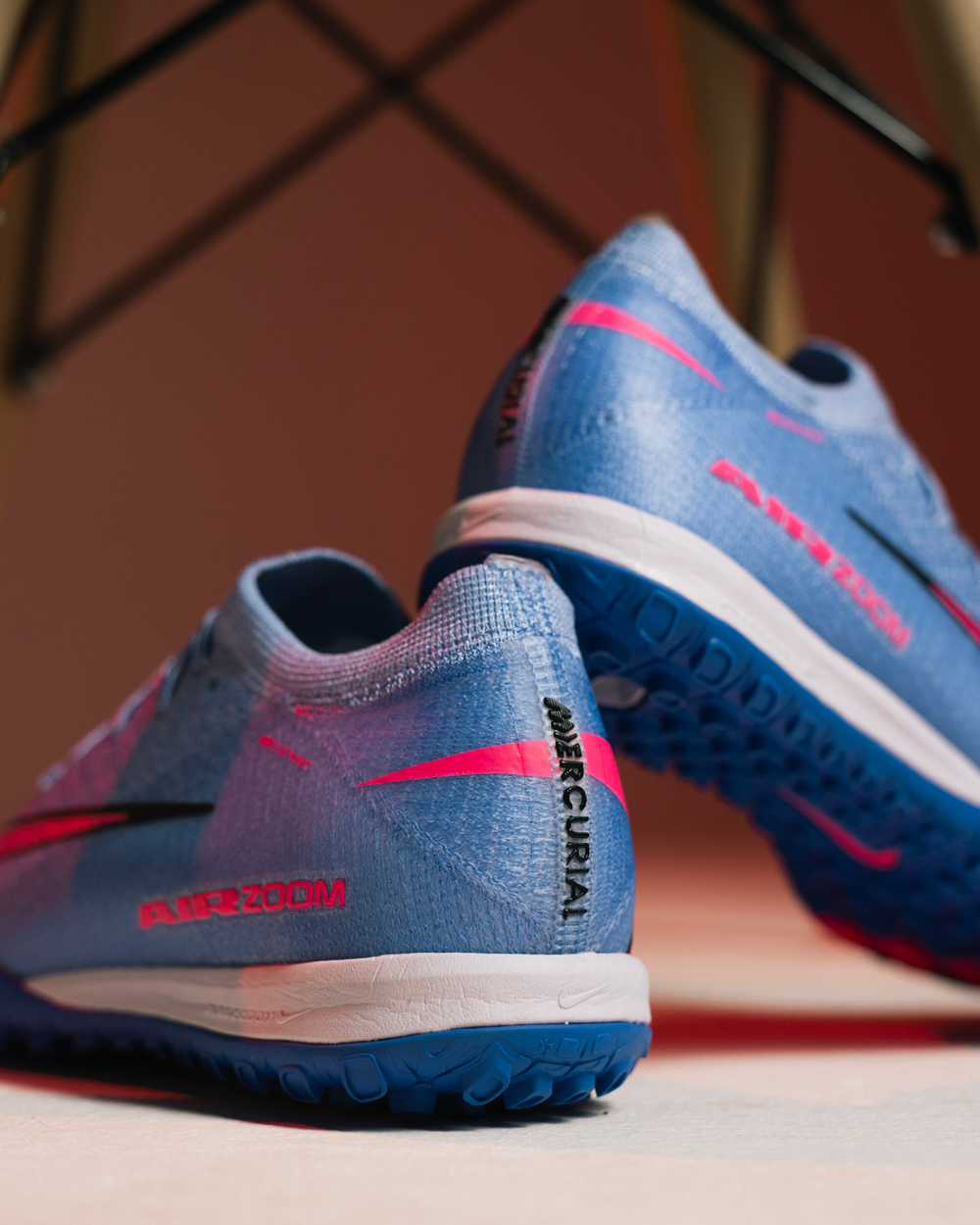TF / Nike Air Zoom Mercurial Vapor XVI Elite / Pink Blue