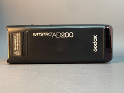 Godox AD200