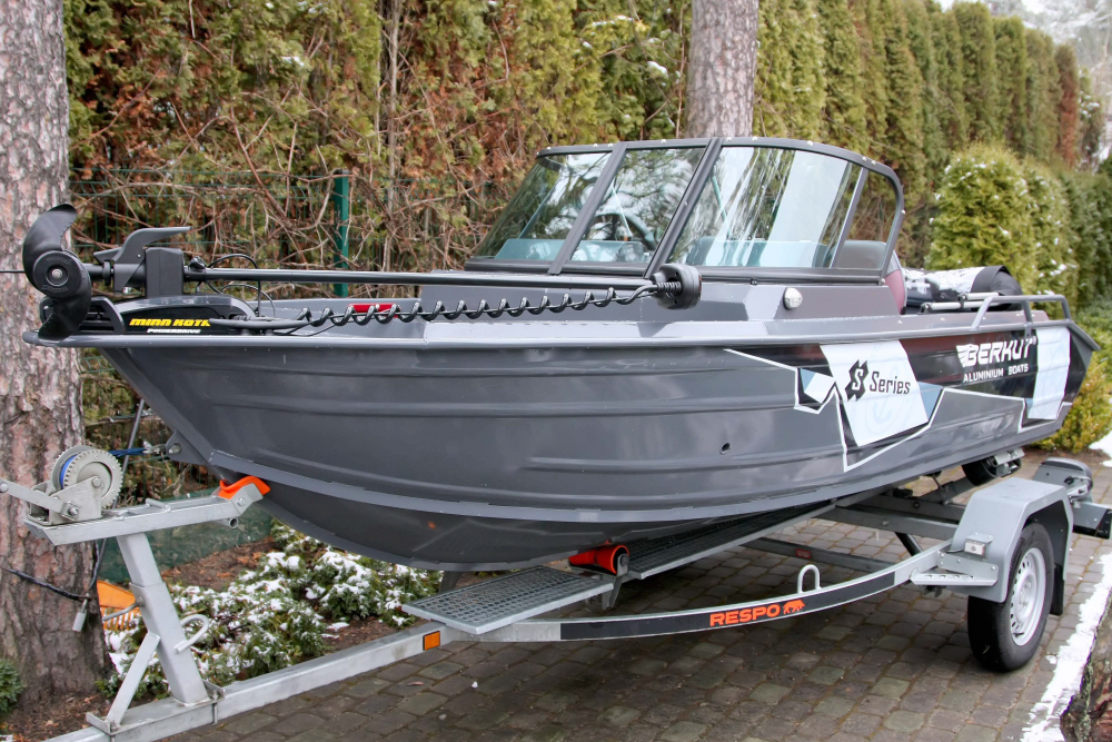 Алюминиевая лодка BERKUT S-FISHER