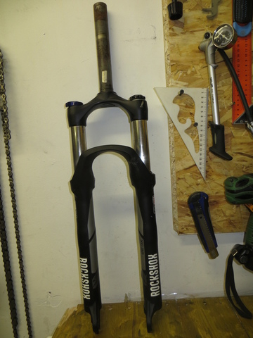 Вилка для велосипеда Rock Shox XC 32  с пробегом