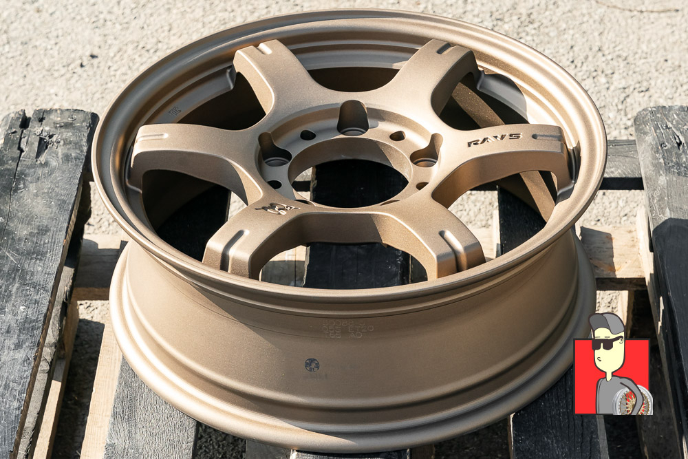 Комплект дисков Rays Gram Lights 57JX 16x5.5 et20 5x139.7