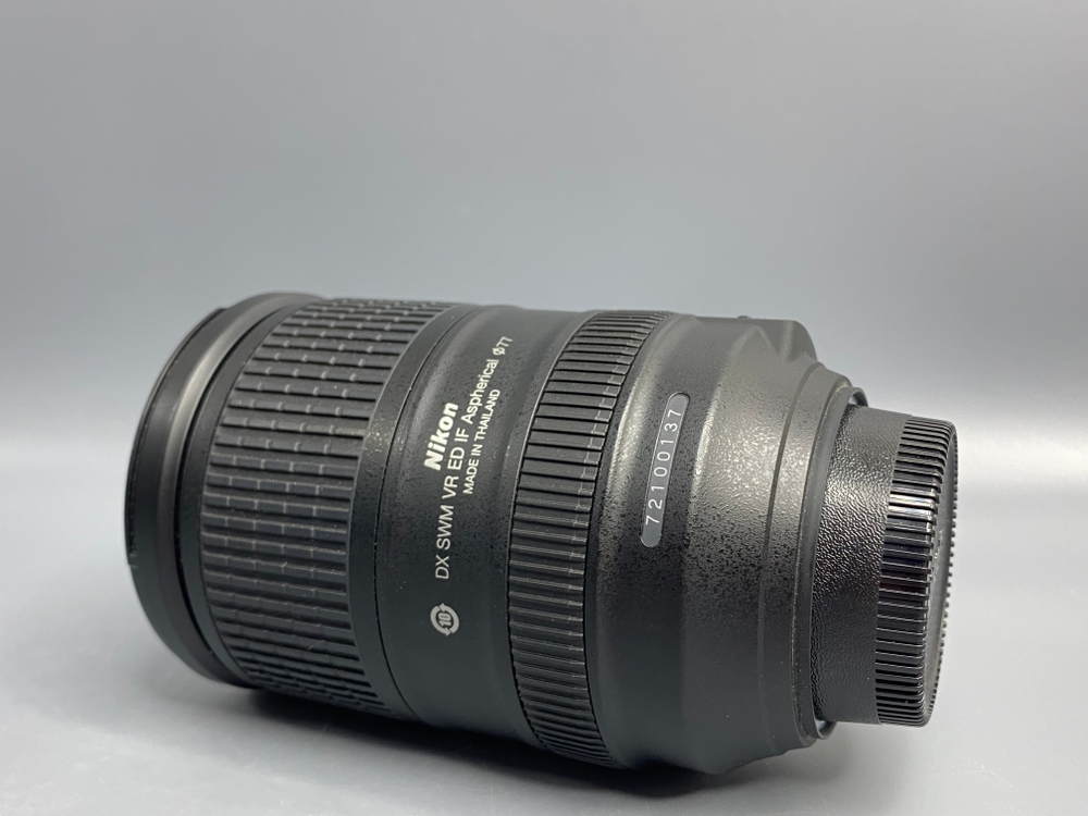Nikon AF-S DX Nikkor 18-300mm 3.5-5.6G ED VR