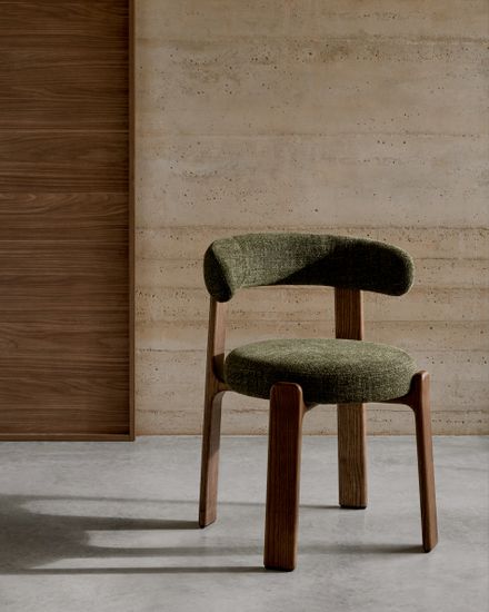 Стул Granite из зеленой синели и массива ясеня с отделкой под орех