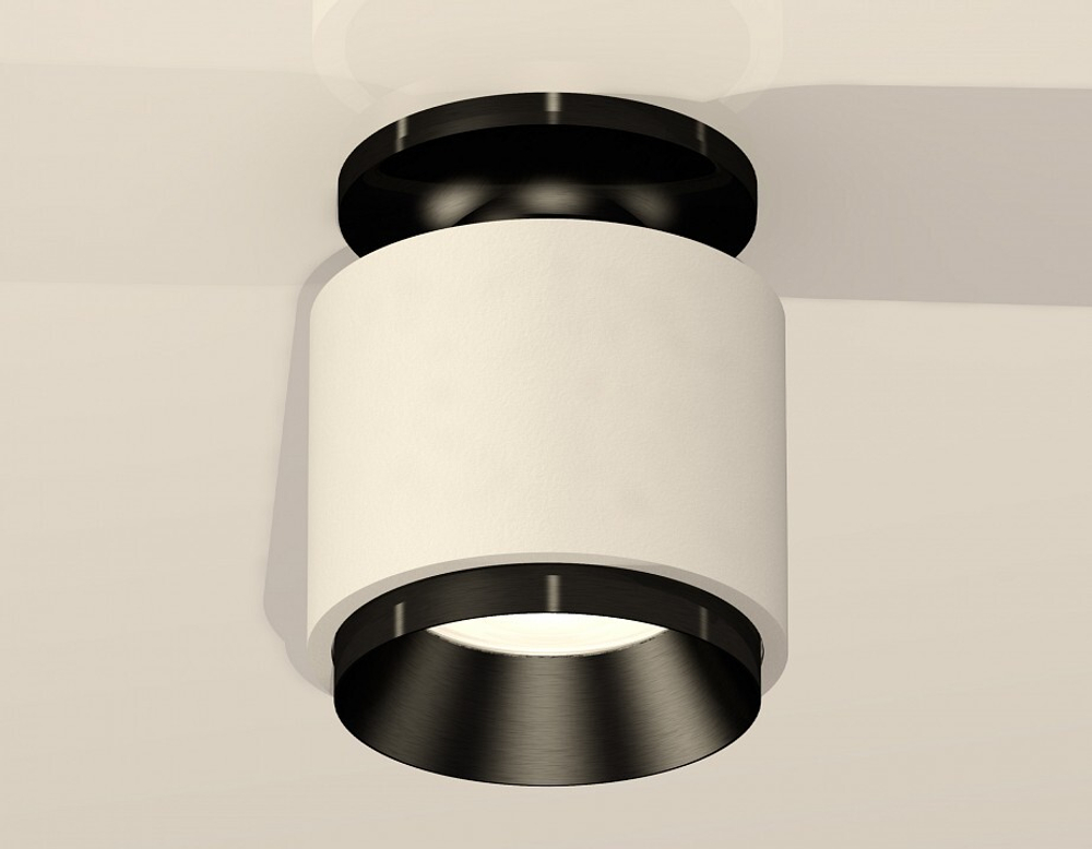 Накладной светильник Ambrella Light XS XS7510060