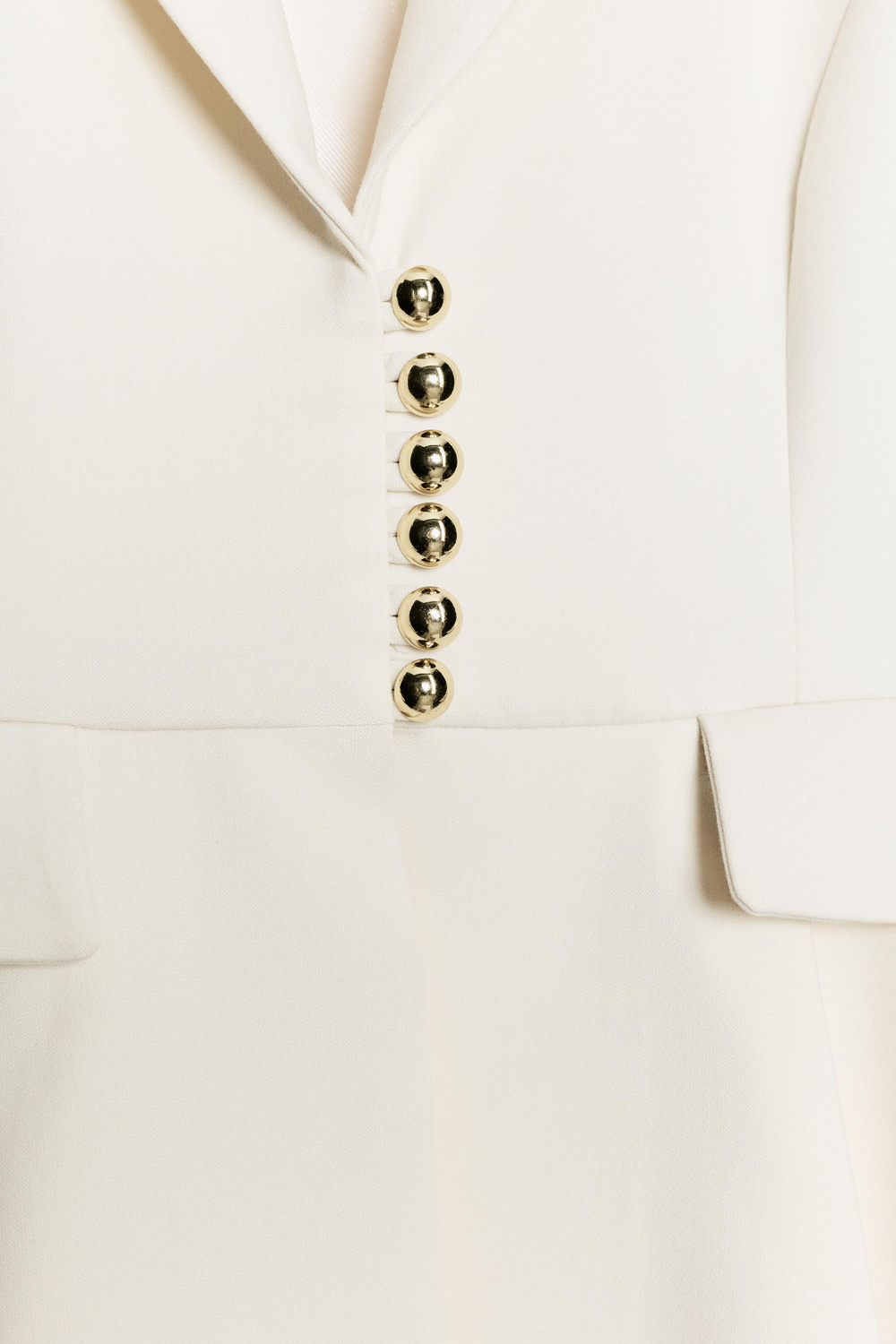 БЛЕЙЗЕР С БАСКОЙ И ПОДПЛЕЧНИКАМИ — ZARA