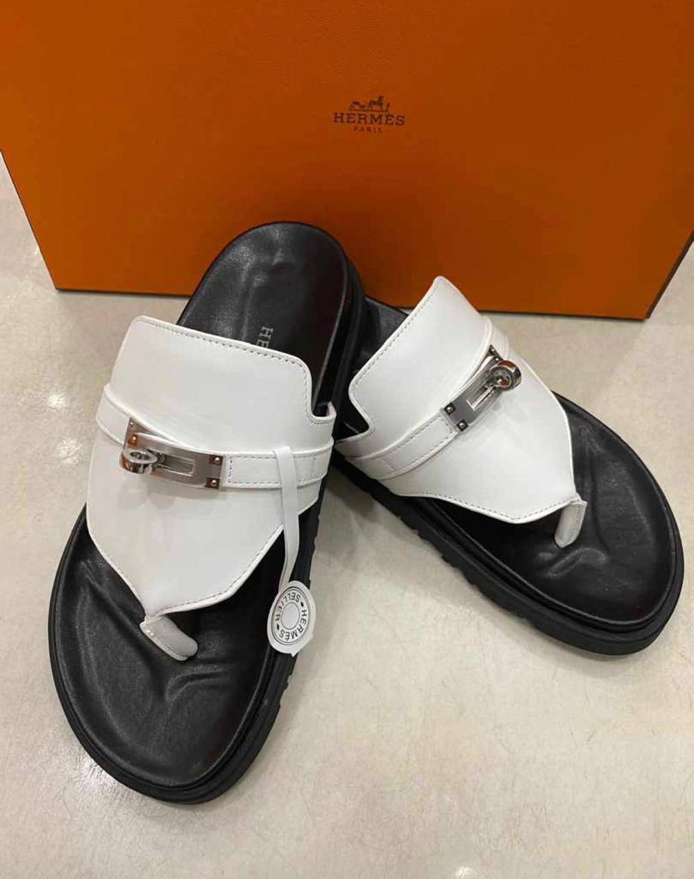 Шлепанцы Hermes