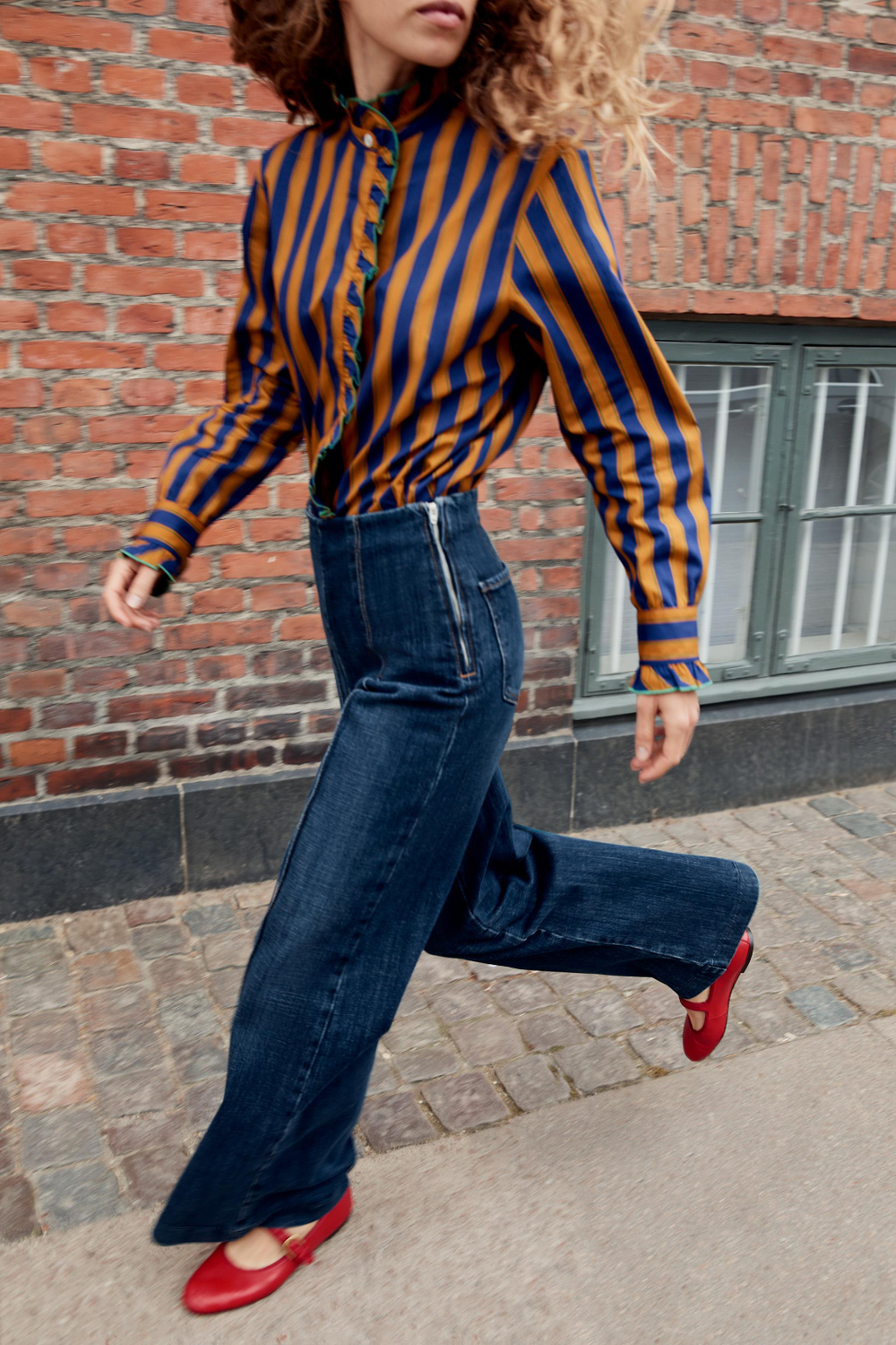 ДЖИНСЫ Z1975 WIDE LEG С ВЫСОКОЙ ПОСАДКОЙ БЕЗ ПОЯСА — ZARA