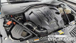 Audi A8 60 TFSI Quattro LWB — 2021