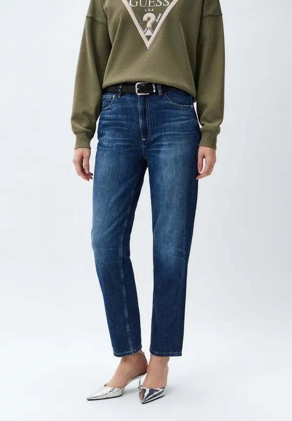 Джинсы MOM женские GUESS