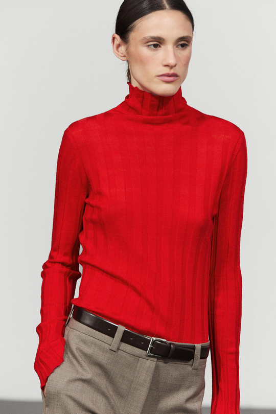 Massimo Dutti Трикотажный свитер в рубчик с воротником-стойкой, красный