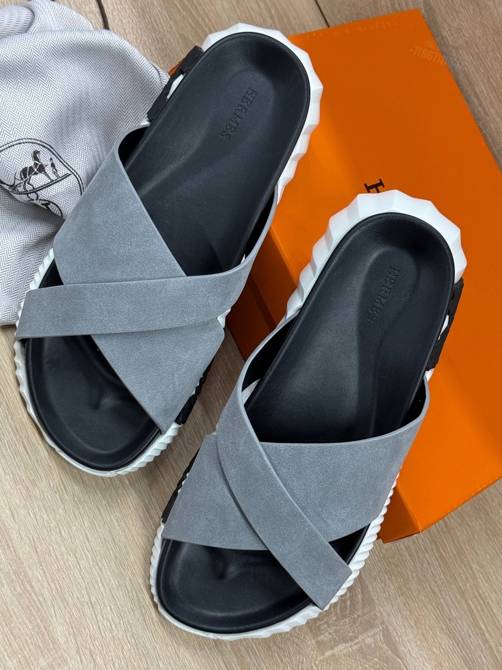 Шлепанцы Hermes Infra