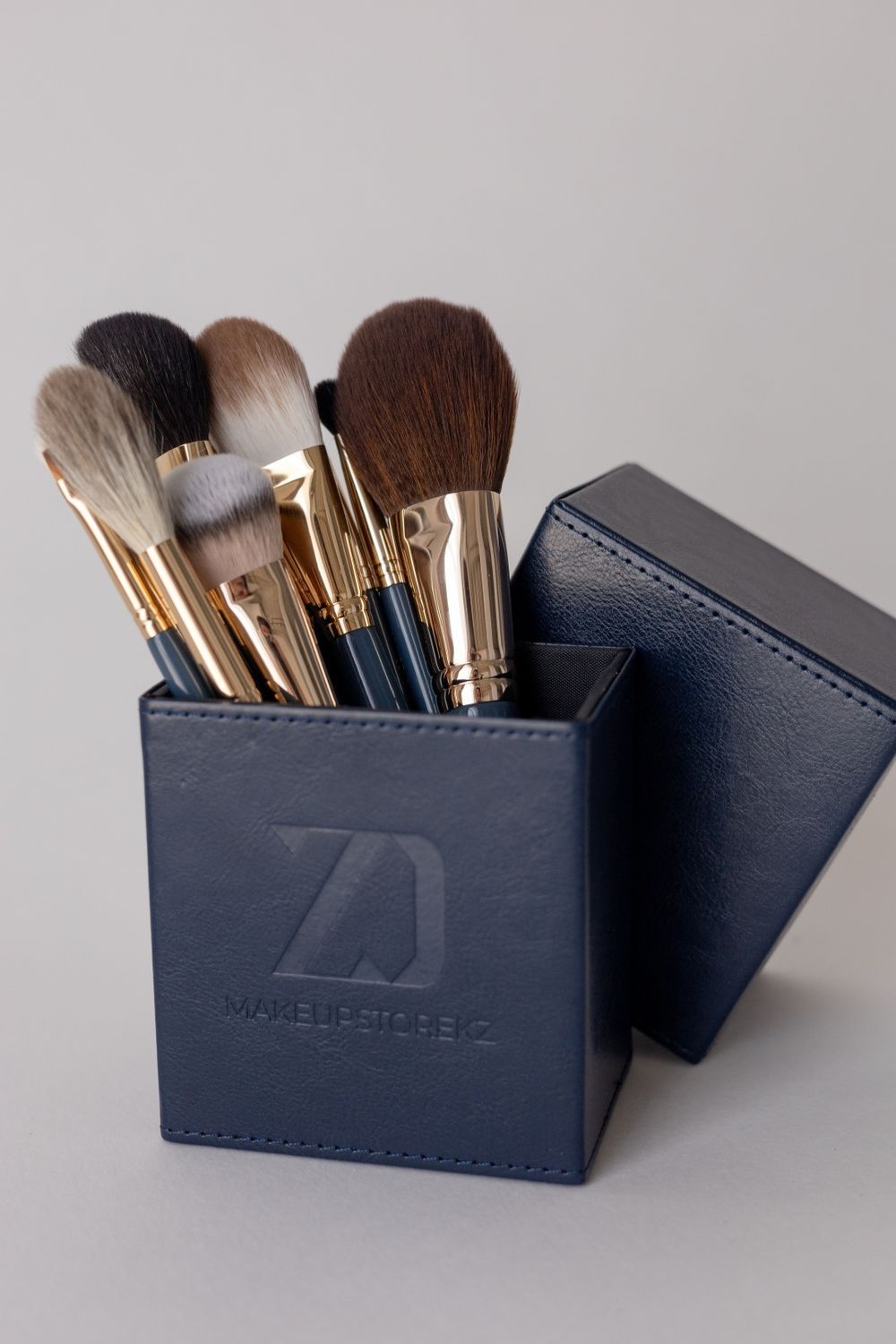 НАБОР КИСТЕЙ ДЛЯ МАКИЯЖА MAKEUPSTOREKZ Blue set