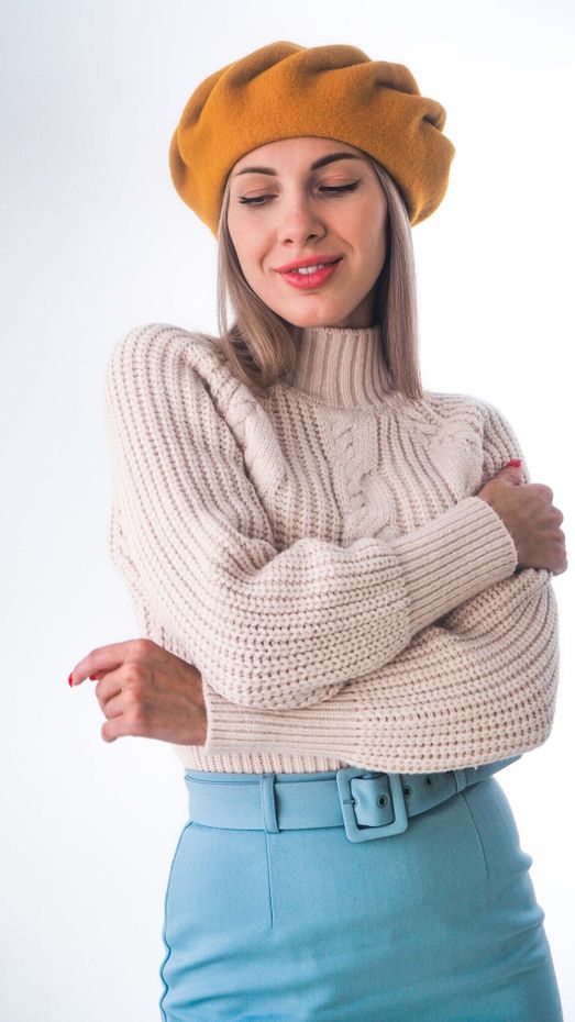Берет с защипами Tonak (540 Пудра / 59 / - / - / - / 30х30х6)