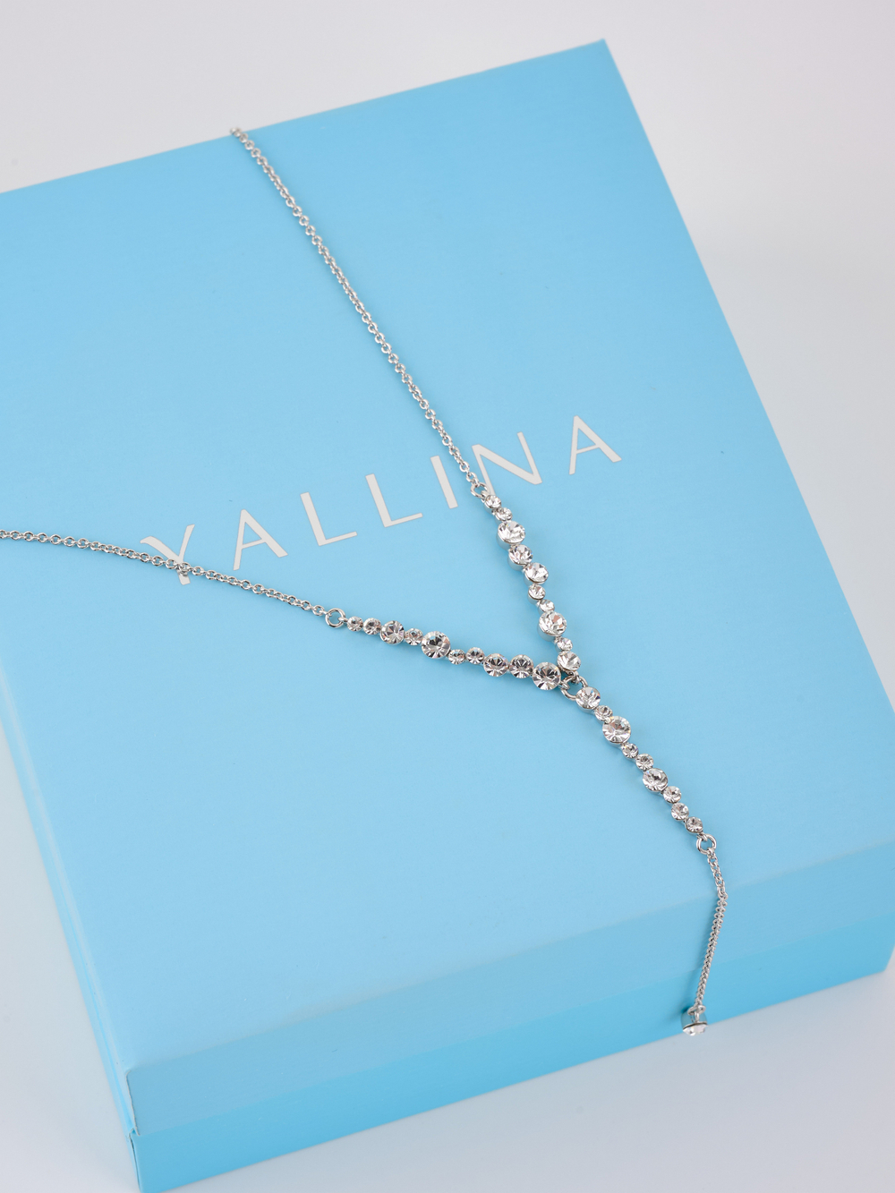 Колье-чокер Лика с подвеской из белых кристаллов Swarovski в родии