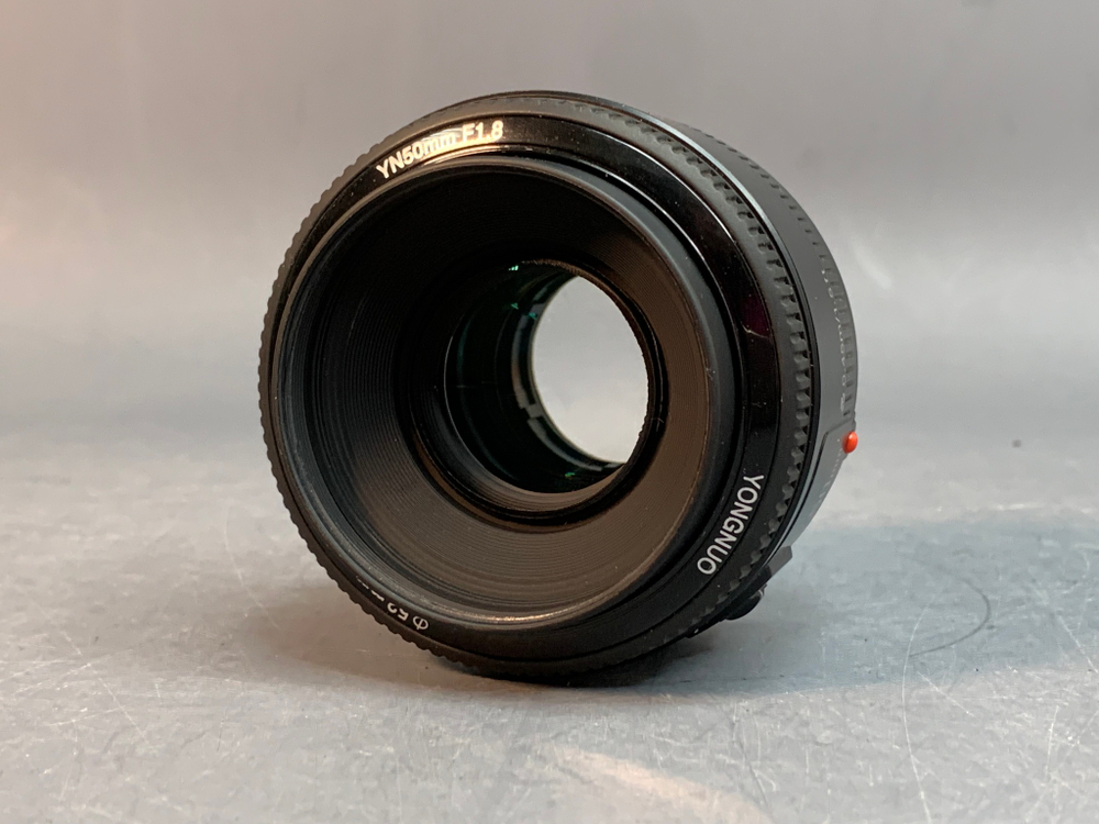 YongNuo AF 50mm 1.8 Canon EF