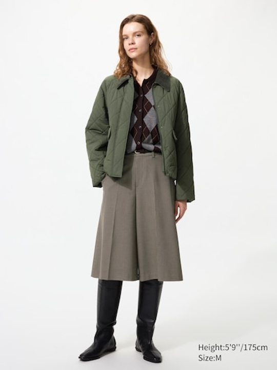 UNIQLO Короткая стеганая куртка, оливково-зеленый