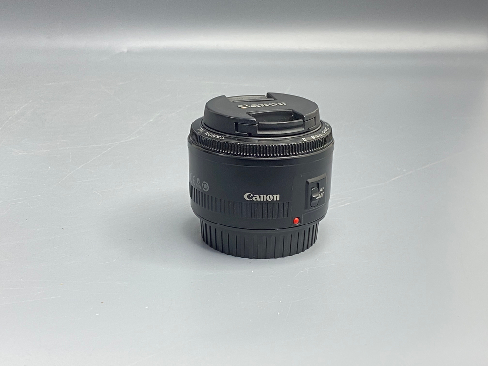 Canon EF 50mm f/1.8 II