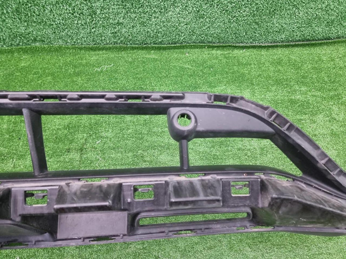 Юбка переднего бампера Mercedes GLC X253 19-22 AMG