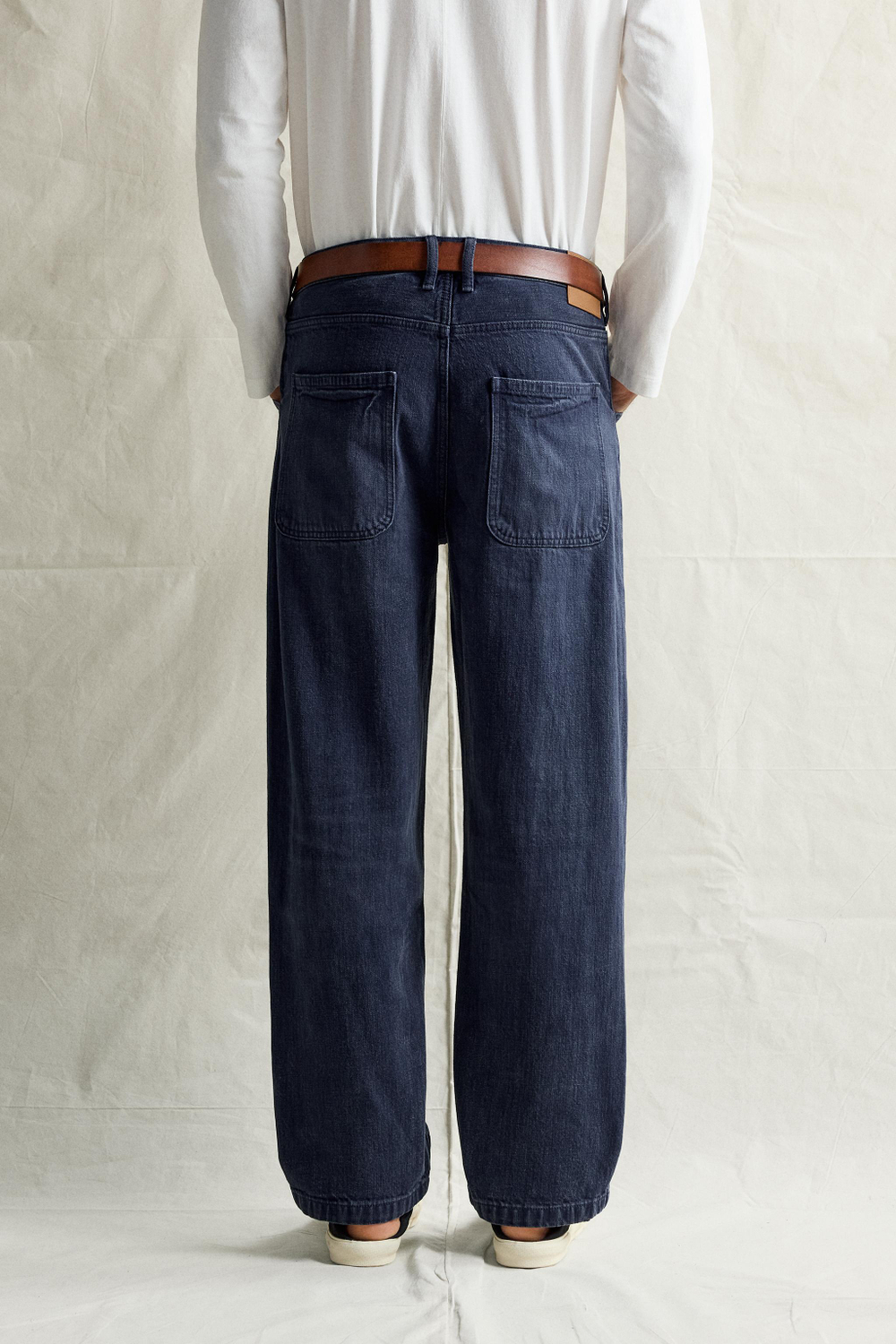 ДЖИНСЫ RELAXED FIT С ЭФФЕКТОМ ПОТЕРТОСТИ — ZARA