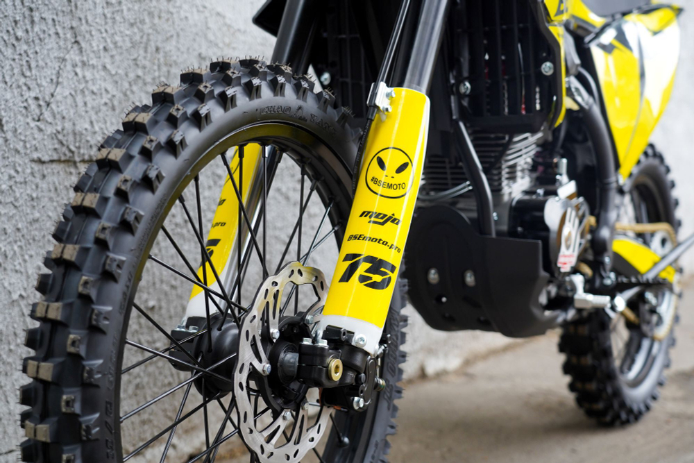 Мотоцикл Кросс BSE T5 Yellow Twister