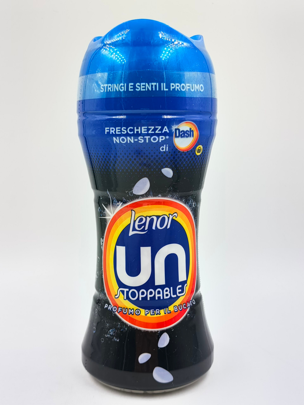 Гранулы для ароматизации белья во время стирки Unstoppables Freschezza Non-Stop, 195 г