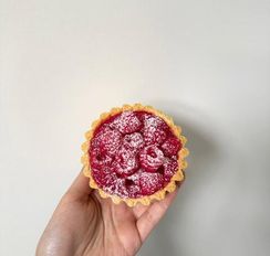 Moruqlu tartalet, dalğalı kənarlı