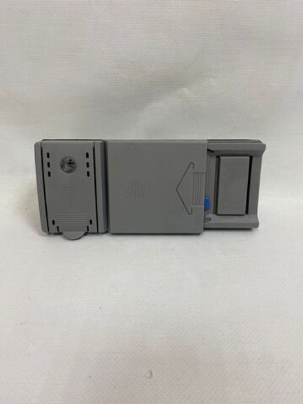 SE65560 ктпд16 Дозатор моющих средств для посудомоечной машины Bosch 263088 б/у