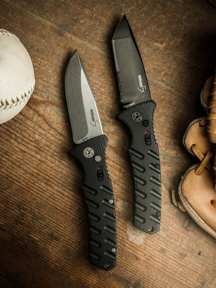 Автоматический нож Boker 01BO401 Strike Tanto All Black