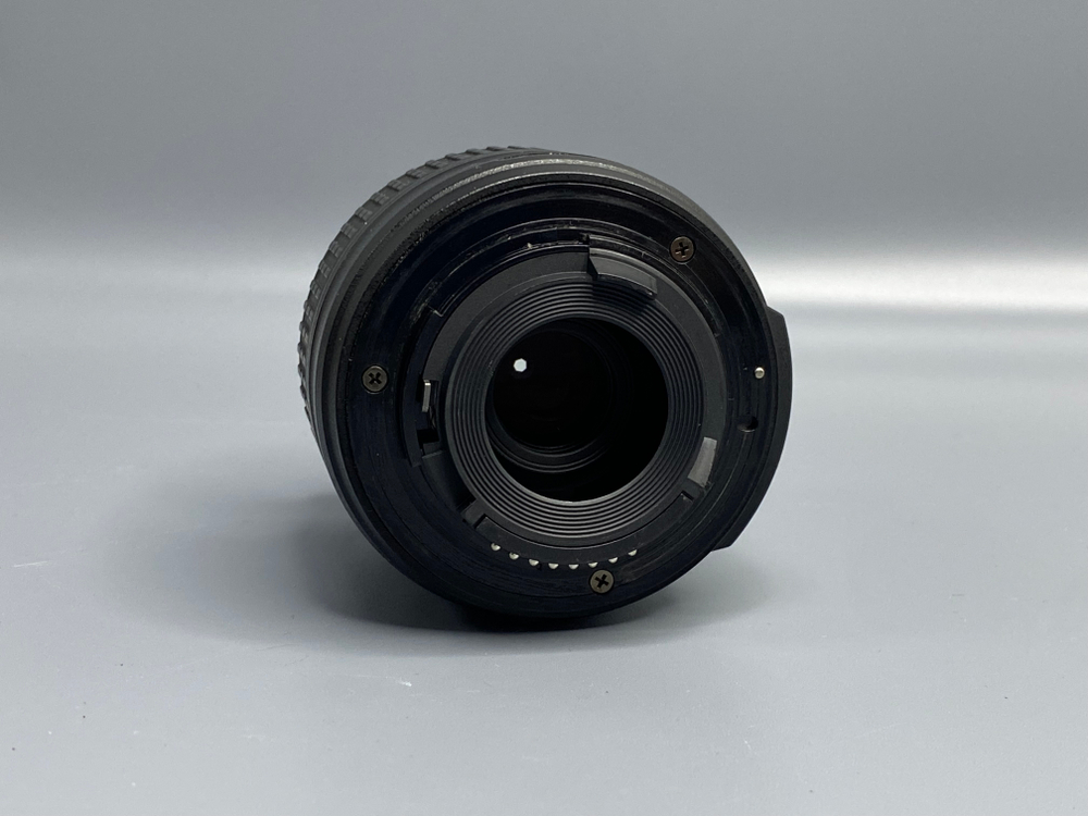 Nikon D5300 Kit 18-55mm 5 900 кадров