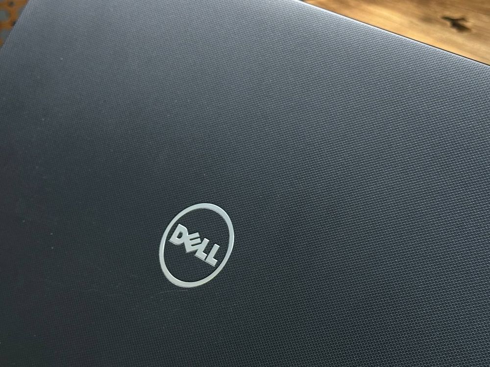 Ноутбук Dell 3568