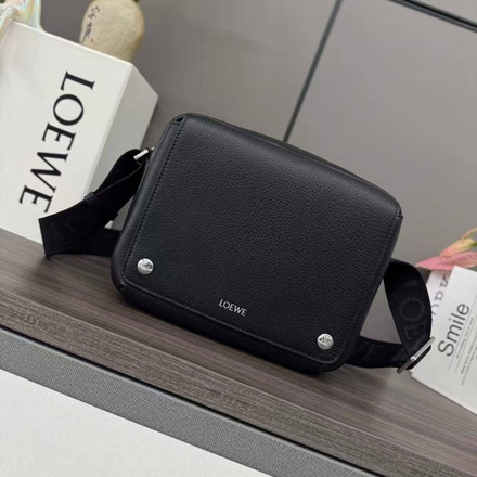 Сумка через плечо Loewe