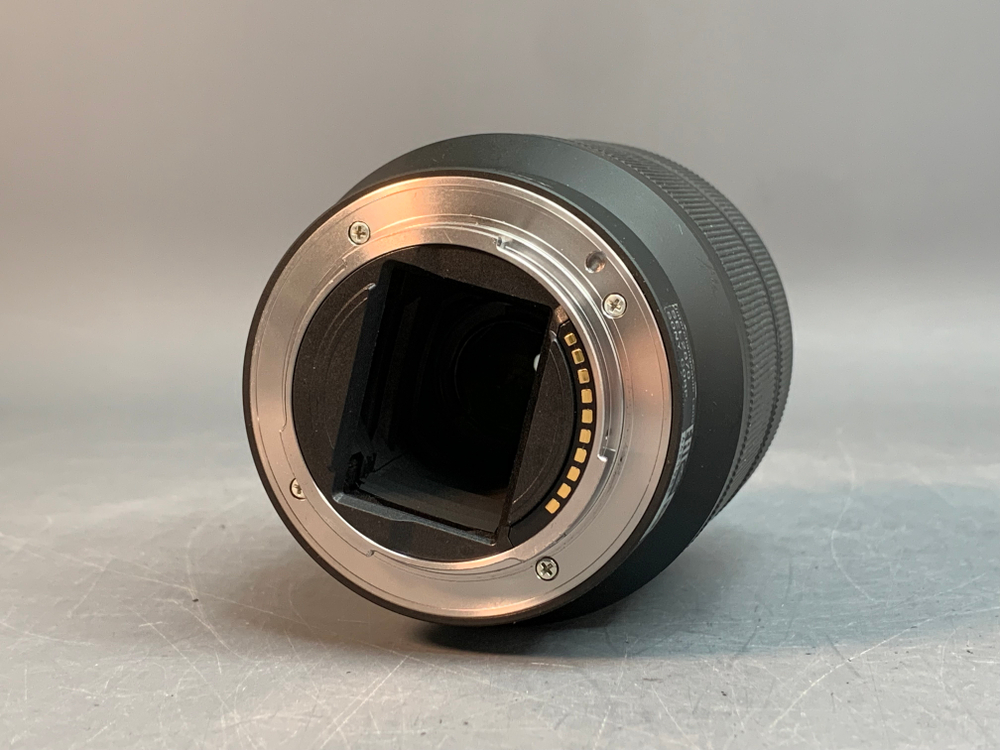 Sony 28-70 mm 3.5-5.6 OSS