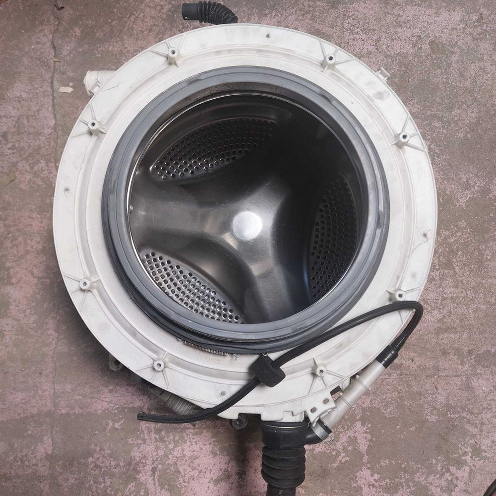 81 Бак для стиральной машины LG 3550ER0006, 8044ER0007 C б/у