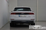 Audi Q8 55 TFSI Quattro Premium — 2023