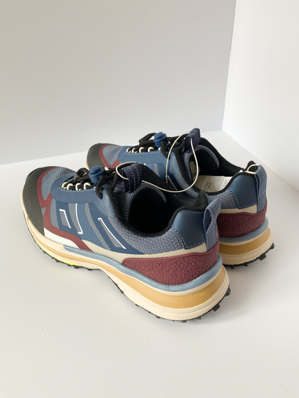 Новые кроссовки Zara, 38