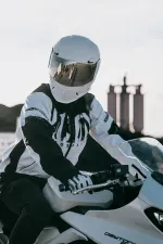 Airframe Pro / Белый