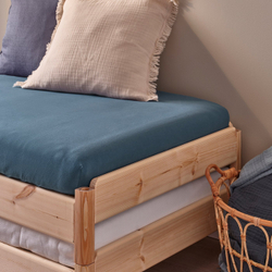 IKEA VÅRVIAL  (ИКЕА ВОРВИАЛ)  -  Простыня на резинке для кушетки - синяя 80x200 см