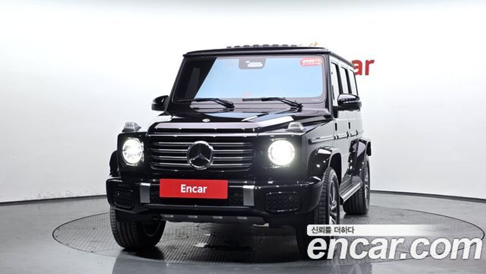 Mercedes-Benz G-Class G450d — 2025