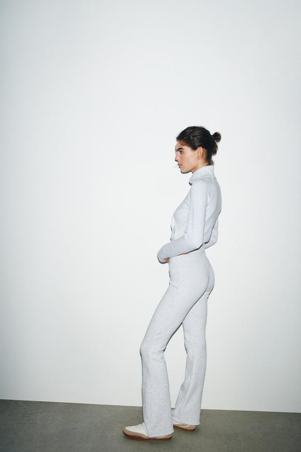 ZARA БРЮКИ FLARE ИЗ ФЛИСА, СЕРЫЙ МЕЛАНЖ