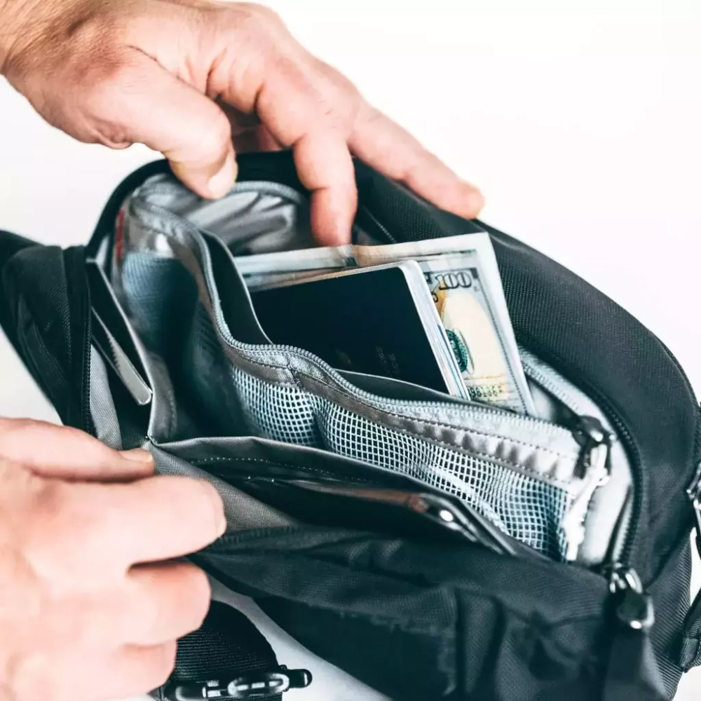 Сумка Evergoods Civic Access Sling 2L