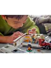 Конструктор LEGO Сity 60454 Фургон для отдыха и путешествий