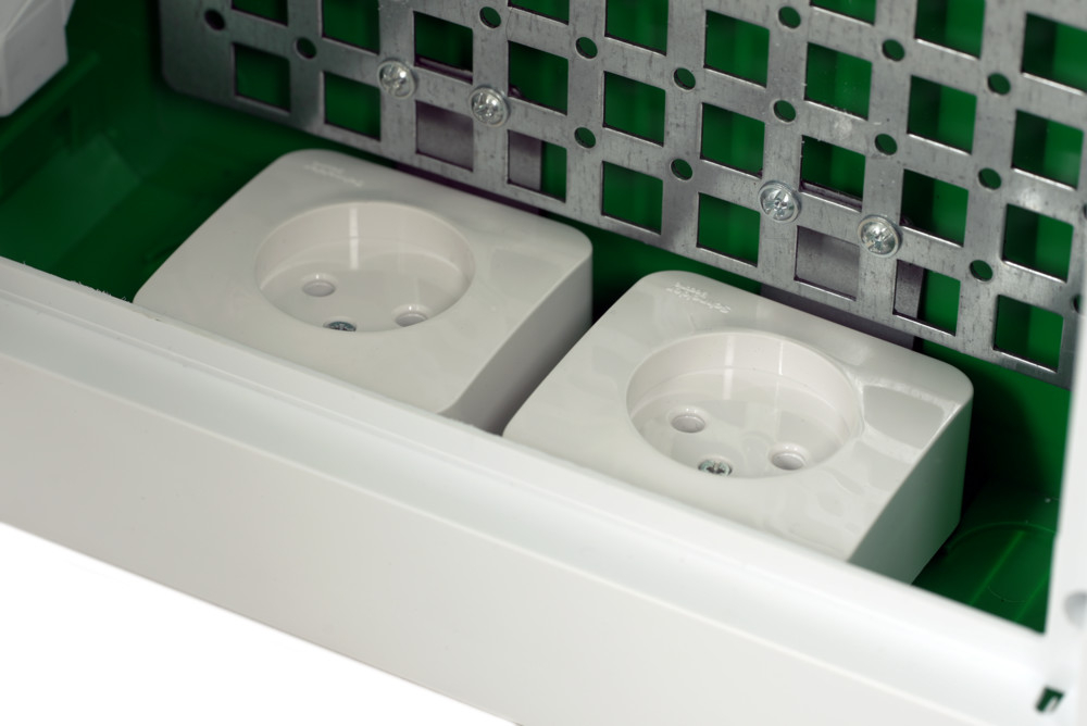 Systeme Electric City9 Box IT корпус встраиваемый с белой дв. 3ряд/36мод 2 розетки