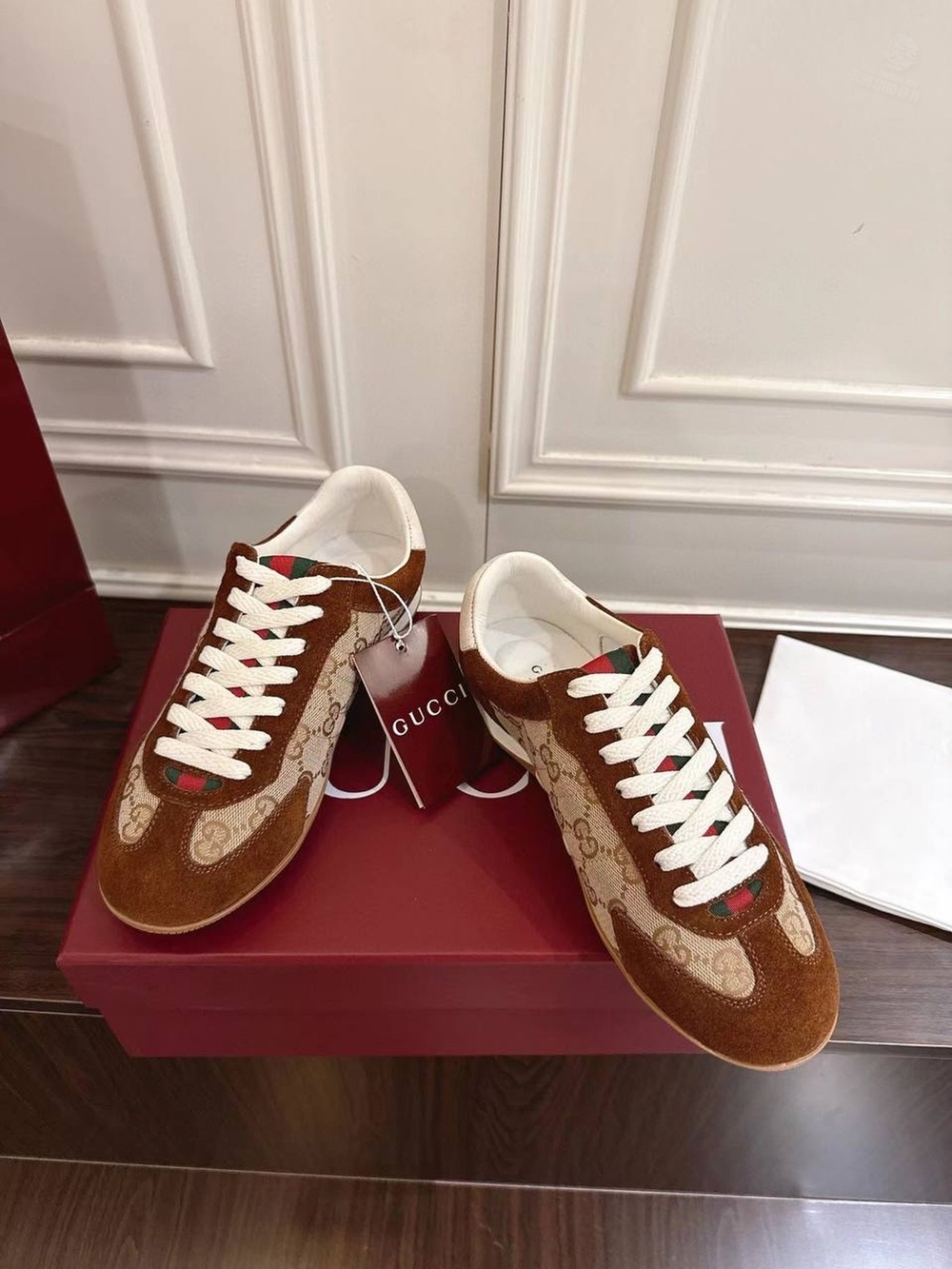 Кроссовки Gucci Shift